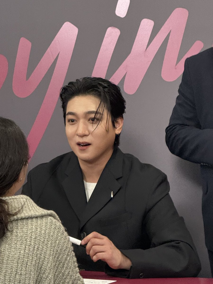 SUNGJIN WITH HIS NEW HAIR CUT LOOKING THIS HANDSOME, HE’S INSANE