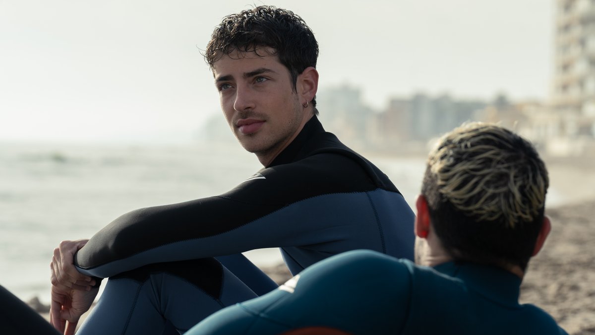 Torna l’instancabile équipe medica determinata a salvare vite nell'ospedale Joaquín Sorolla, dove tensioni e storie d'amore fanno alzare la pressione.

La seconda stagione di RESPIRA è su Netflix! 🩻 🚑