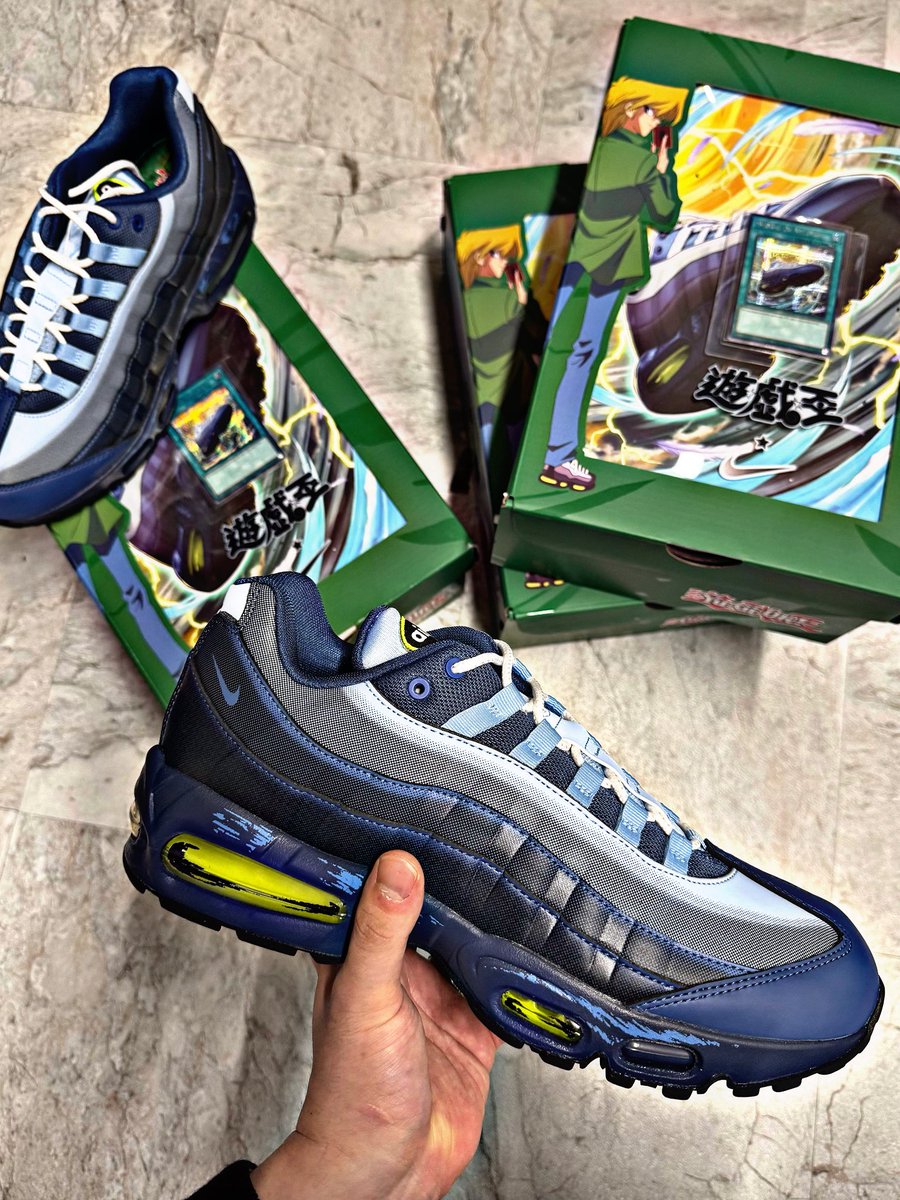 あぽ様確認用♡ LENS & BODY, REAR COMBINATION LAMP, RH 81551BZ140 | Toyota Parts