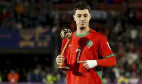 Nail1253114188's tweet photo. 🎙️Interview exclusive d’Othmane Maâma : ce dimanche à 11h sur @telefoot_TF1 !
Une interview signée @YassinNfaoui
- Meilleur joueur de la Coupe du Monde U20 @FIFAcom 🇲🇦
- Talent de @WatfordFC et de l’@EnMaroc !
#Telefoot #TF1 #Watford #Maroc #Football #CDMU20 #FIFA #TeamMorocco https://t.co/ilHCIxdKPr