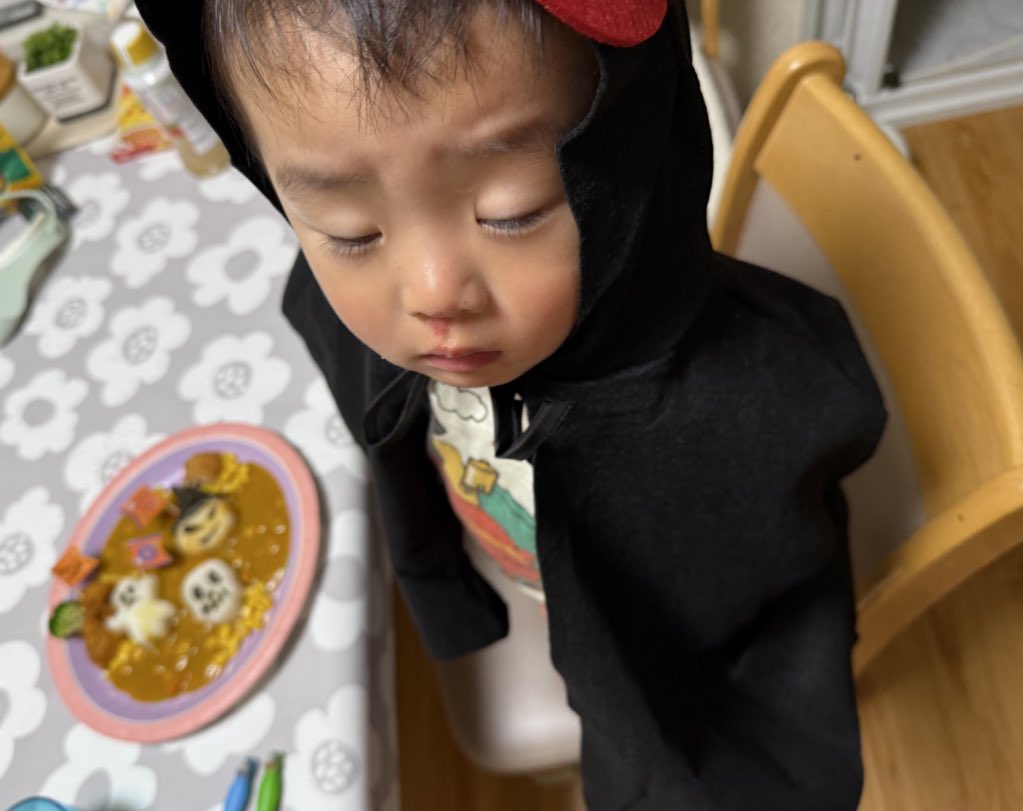 Mikuchapi_0817's tweet photo. ☠️HAPPY HALLOWEEN🎃
※椅子にたっててごめんなさい🥹 https://t.co/aP6zQEC8Ey