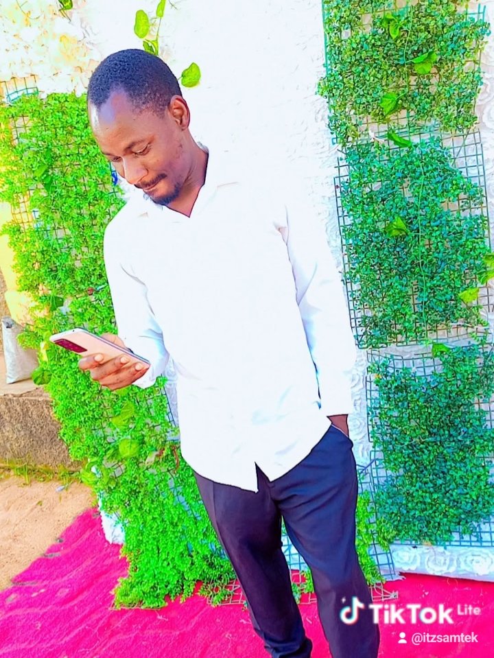 itzsamtek's tweet image. Somethings can&apos;t be helped 
#9japikin