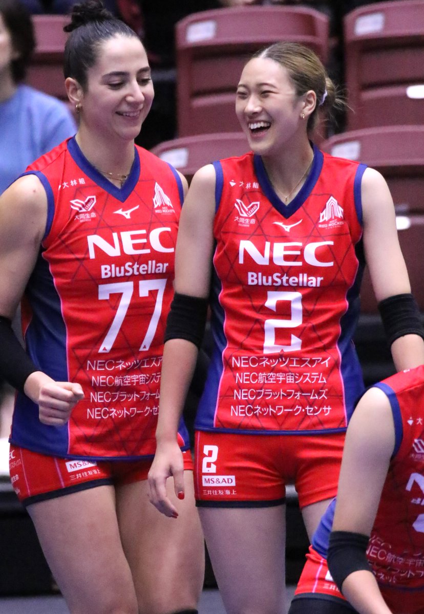 【開幕節限定】NECレッドロケッツ　♯2 佐藤淑乃選手セット 開幕節限定】NECレッドロケッツ ♯2 佐藤淑乃選手セット - メルカリ