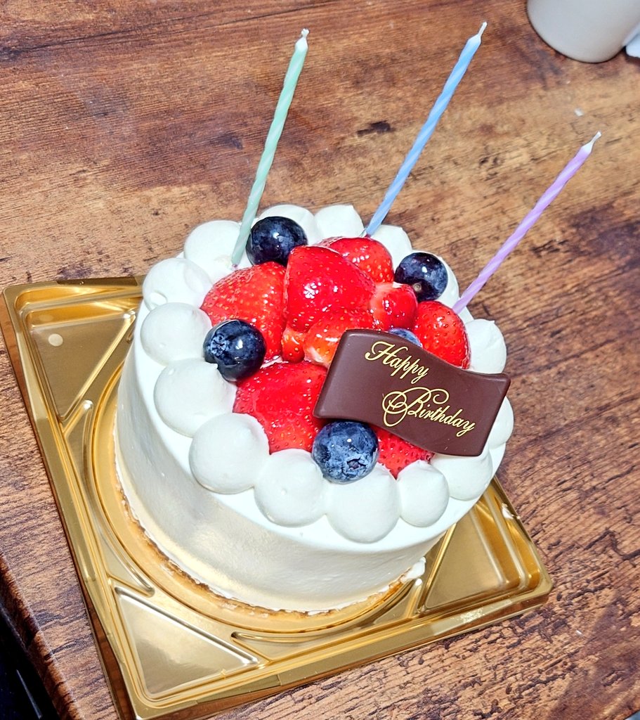 イライくんお誕生日おめでとうーーーーー♥♥