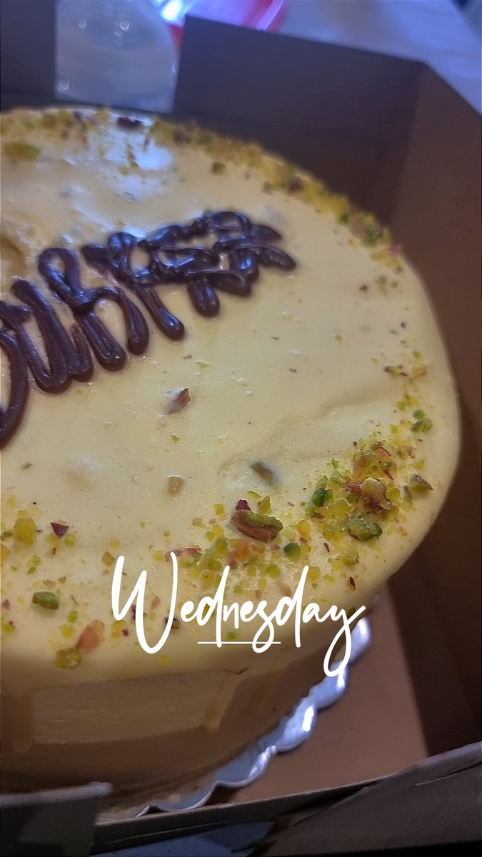 a2079adu's tweet photo. October 2k25 🍹☕️🍰 https://t.co/pTndrzD9mV