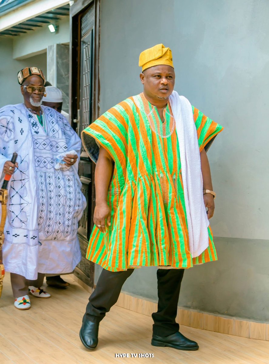 KDagbon's tweet image. His Royal Majesty, The King 🦁
The Lion is always on the move. 
Anduniya Lana, Naa Gariba II 🦁
Long may you reign supreme 🦁🤲🏿