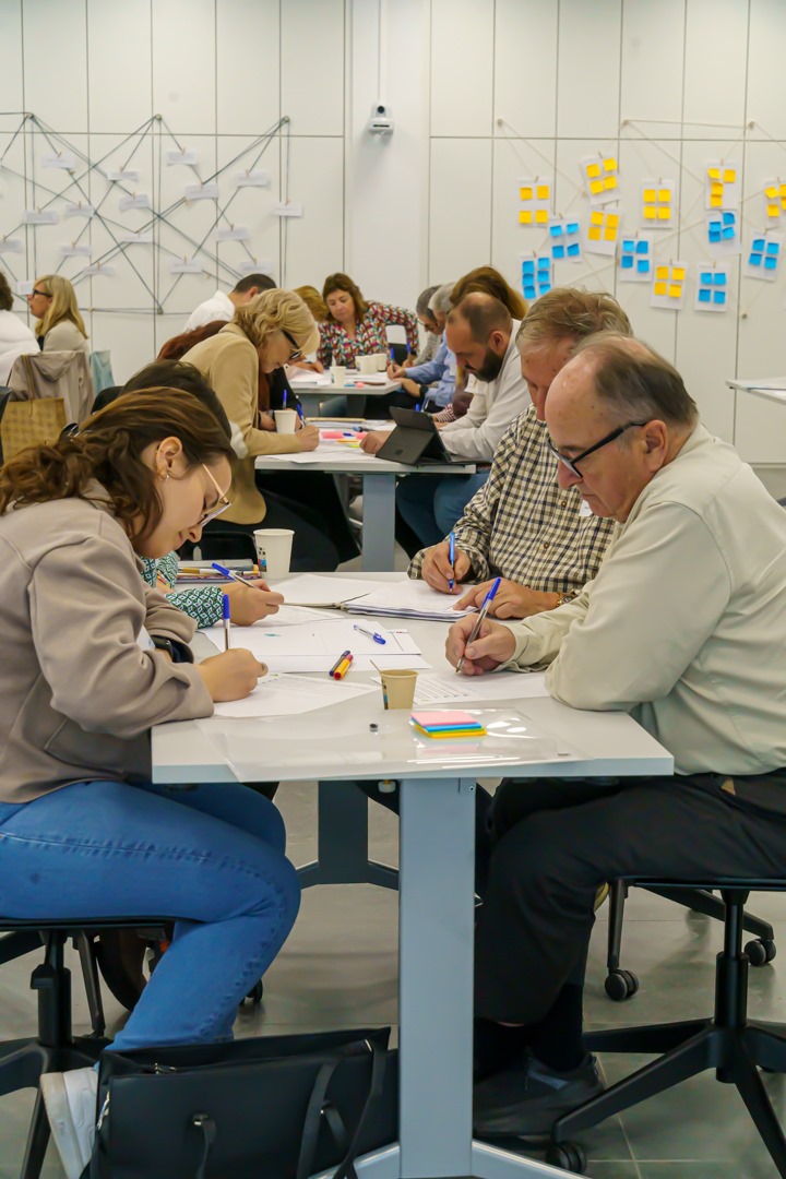 SeniorLAB tweet media