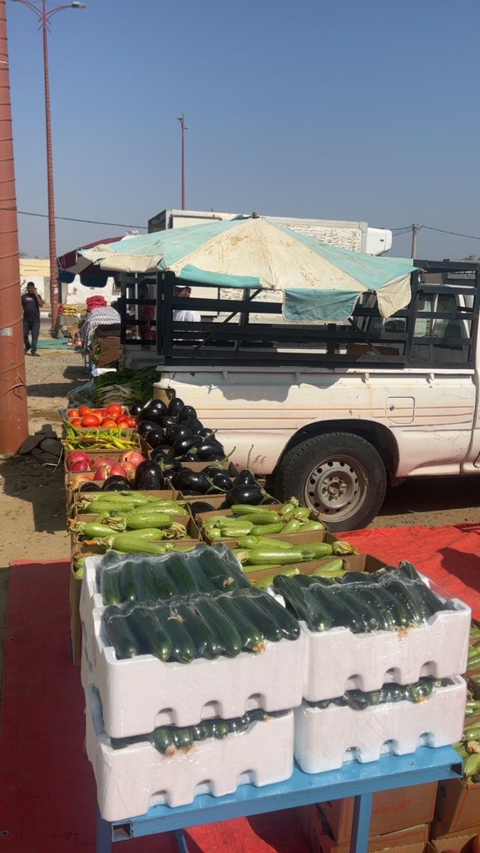 tanmiah337's tweet photo. مبادرة جمعية التنمية الأهلية بثلاثاء الخرم #بني_عيسى بالشراكة مع بلدية #سبت_الجارة لترتيب وتنظيم بسطات التسوق بمركز ثلاثاء الخرم بني عيسى بعد صلاة الجمعة https://t.co/xtBQ3bnXsD