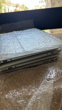 I want to give out 4 of this US used MacBook Air 2017 for 280k each 

Core i5 8/256SSD 

DM now if interested 🫵🫵

#weekenddeals #CyberSecurity 
#remotejobs 

Don’t miss out on this opportunity