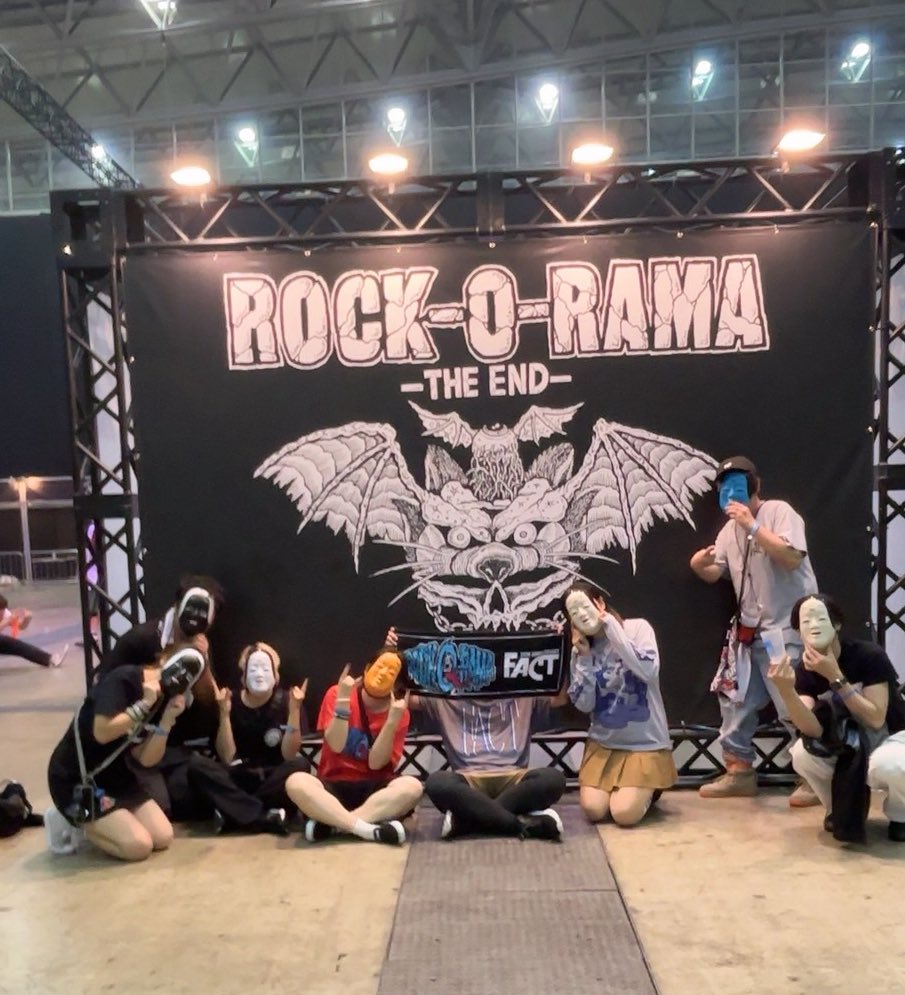 ren09hina07's tweet photo. めーーっちゃくちゃ時差投稿やけど
オーラマの時の思い出を。。。( ；꒳​； )( ；꒳​； )💗
何回見ても泣いてしまう……。
戻りたいな。。(´；ω；｀)(´；ω；｀)
みんなと出逢えてみんなとFACTを見届けて最高な1日だった😭😭
ありがとう！！！(´；ω；｀)

 #時差投稿 
 #FACT https://t.co/WiBIRxMDex