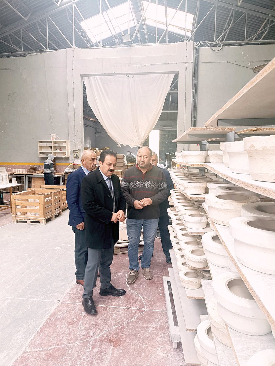 Kaymakamımız Dr. Soner ŞENEL ilçemizde faaliyet gösteren DFN Seramik Fabrikasını ziyaret etti.