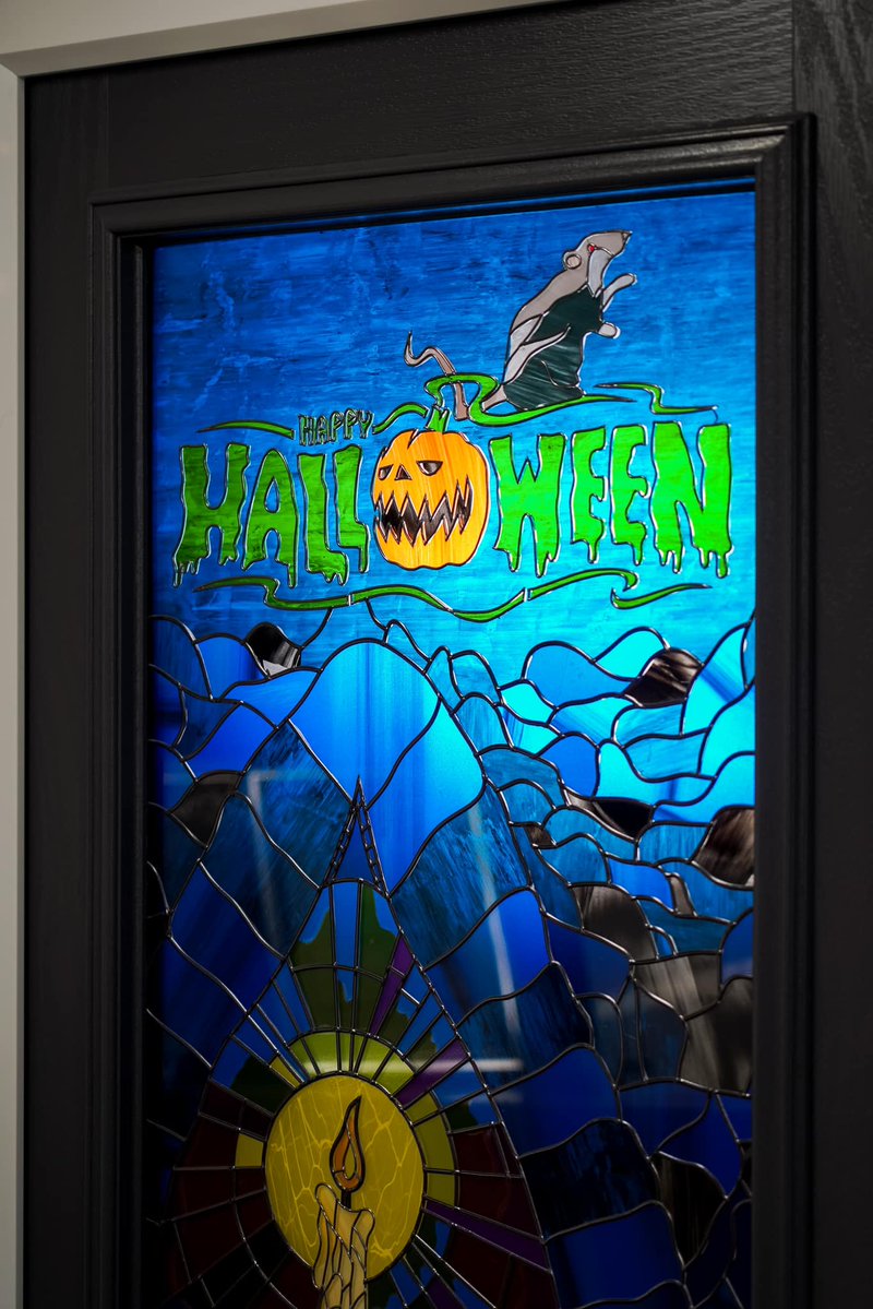 framefastuk's tweet image. Happy Halloween from the Frame Fast team! 🎃👻

We&apos;re throwing it back with this spooktacular glass design, crafted just for the occasion.

#halloween #bespoke #glassdesign