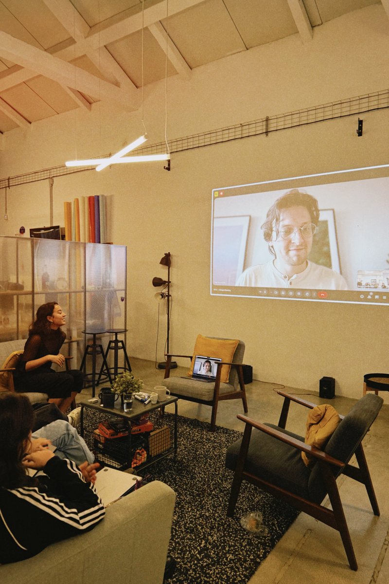 SignificaDotCo's tweet image. Last week with @SubframeApp, walking us through how they bring UI design, code and AI into one workflow ✌️