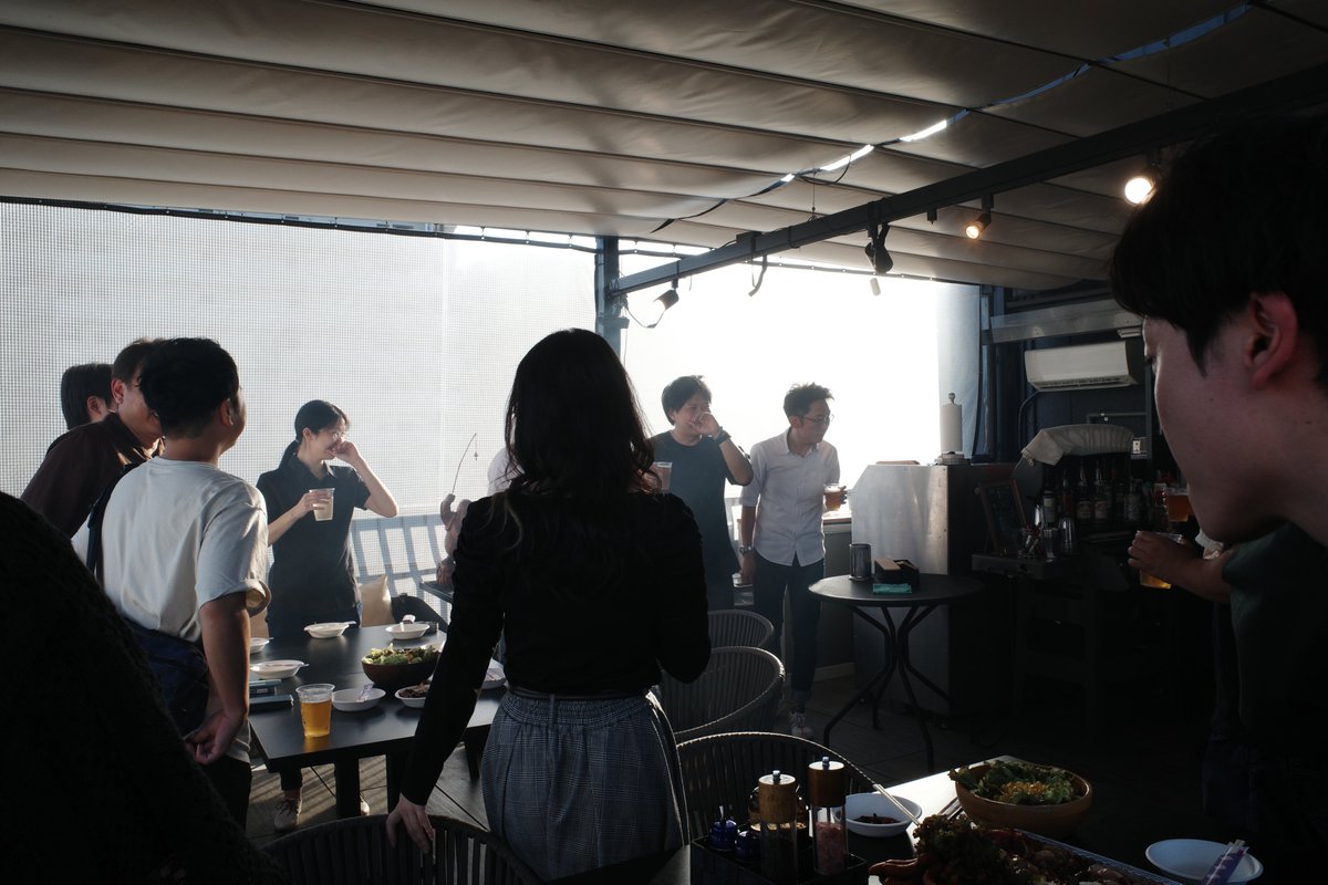 astropro_info's tweet image. 大阪スタジオの秋のBBQは大阪らしく通天閣の近くでした✨
アストロではチームが違っても皆が交流できるようイベントが盛りだくさんです😊