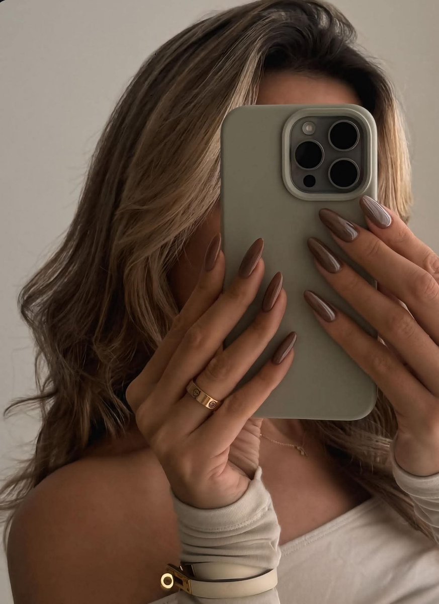 Bllury's tweet image. 