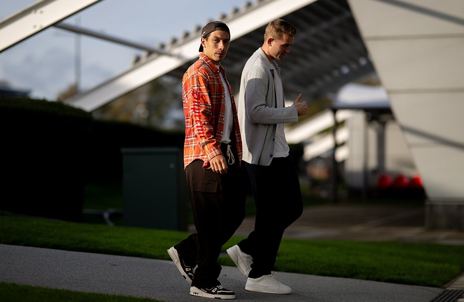 ManUtd's tweet image. Arriving at Carrington 😎