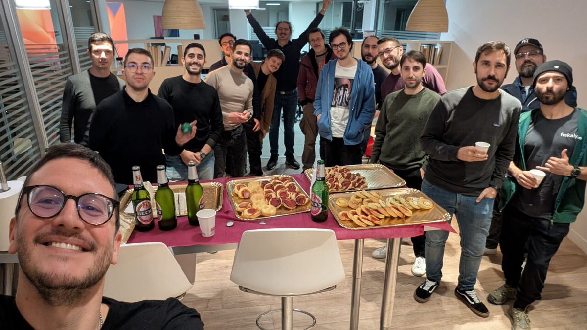 sourcesense's tweet image. Abbiamo chiuso il nostro ottobre in bellezza con  SourceKitchen a tema sushi, e il meetup Golang Roma sull&apos;utilizzo di Go per creare un Domain Specific Language.

Grazie a tutti e tutti per l’energia e la partecipazione! 🙌

#CommunityBuilders