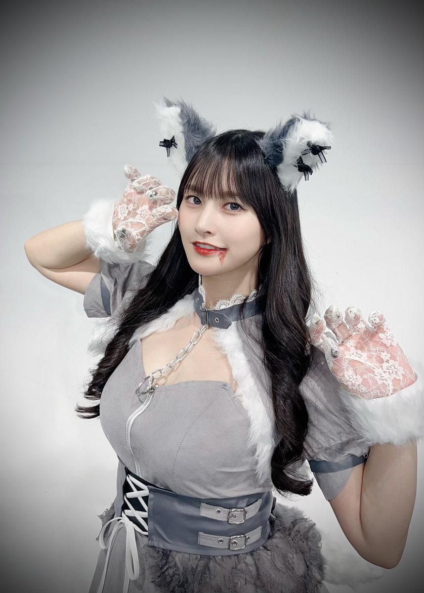 本日予定通り21:00からハロウィン配信です🌙 オオカミさんで待ってます