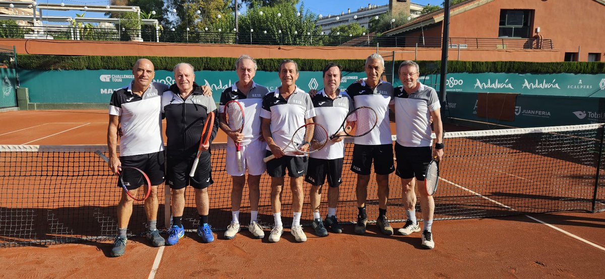 🎾𝐅𝐢𝐧𝐚𝐥 𝐝𝐞𝐥 𝐂𝐚𝐦𝐩𝐞𝐨𝐧𝐚𝐭𝐨 𝐝𝐞 𝐀𝐧𝐝𝐚𝐥𝐮𝐜𝐢́𝐚 +𝟔𝟎 𝐞𝐧 𝐧𝐮𝐞𝐬𝐭𝐫𝐚𝐬 𝐩𝐢𝐬𝐭𝐚𝐬 𝐞𝐬𝐭𝐞 𝐝𝐨𝐦𝐢𝐧𝐠𝐨

A partir de las 10 horas⌚.Tras una temporada extraordinaria, están a una sola victoria de revalidar el título logrado el año pasado👏🔥