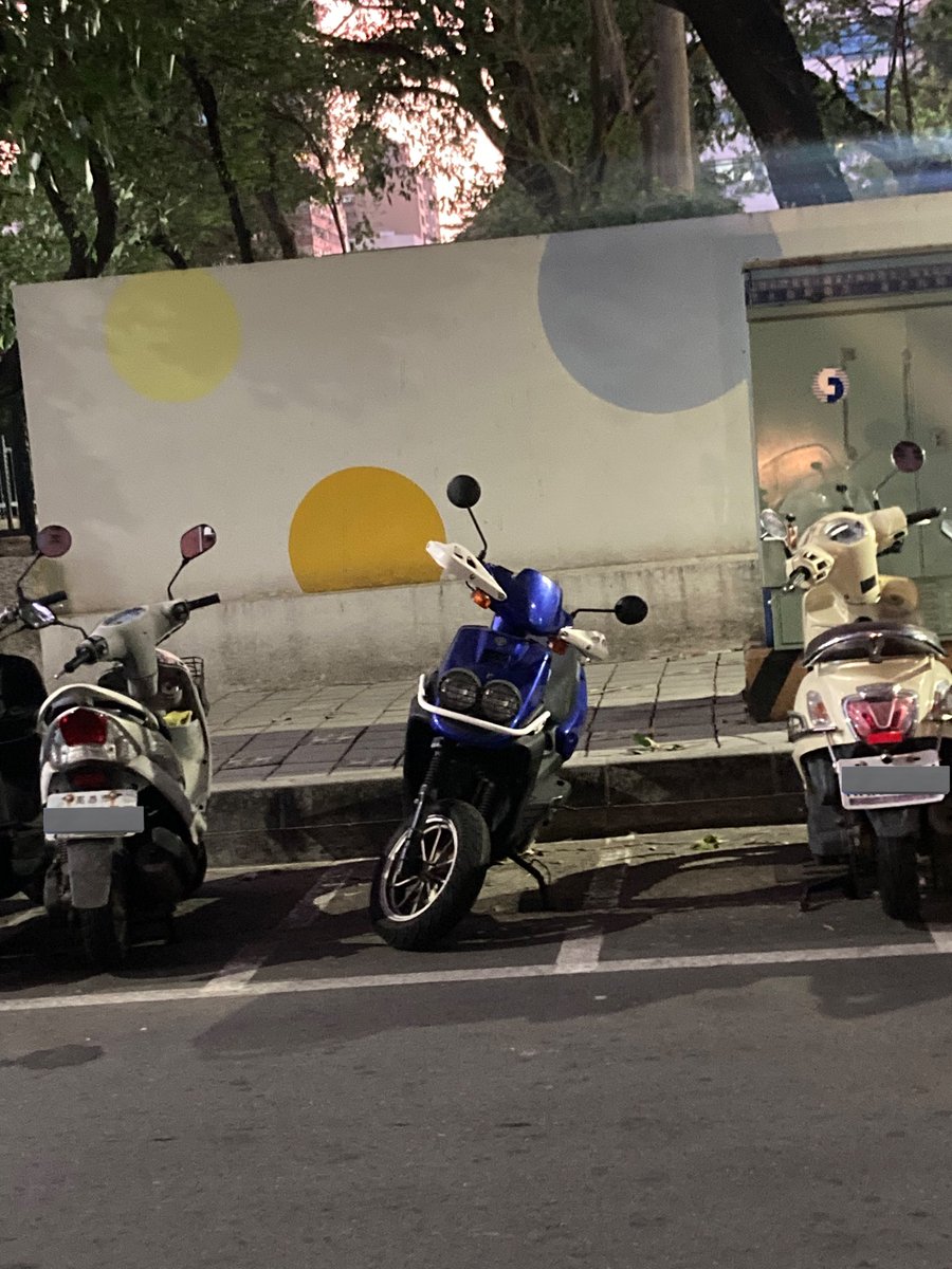 對這個世界失望透頂，想狠狠報復社會但又沒那個膽子犯法時be like：