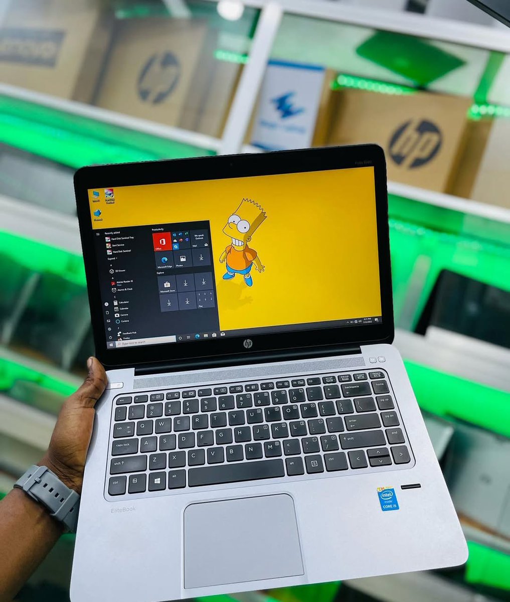 Crazybits88's tweet image. 🔥‼️ULTRA SLIM DEALS‼️🔥
💻 HP EliteBook Folio 1040 G1
⚡ Core i5 | 8GB | 256GB SSD 👉 @19,999/=
✨ Sleek • Powerful • Business Ready ✨
📞 0711686637
DM 👉 @B_techComputers