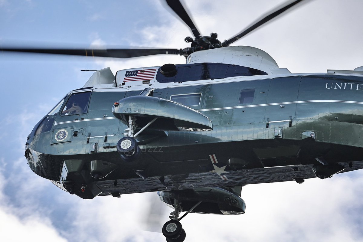 航空機・ヘリコプター HALOON ALIENS Drop-Ship 1:72 Alien Dropship