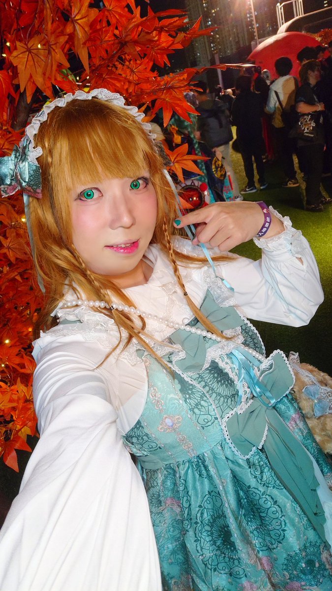 CoserTakatetsu's tweet photo. #コスプレ
#コスプレイヤーさんと繋がりたい 
＃ロリータ
＃ハロウィン

ハッピハロウィン👻🎃
この衣装は私が自分で考えて作ったものです。🍬🍭

...池ハロはまだ懐かしい🥹 https://t.co/s4lt4LdEoX