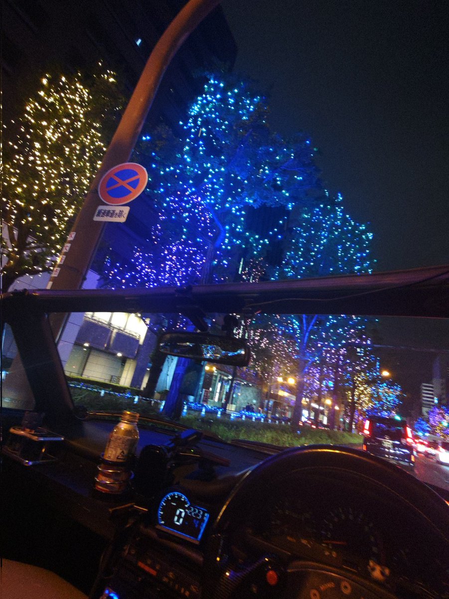 nightdrive
今がいい季節🚗³₃