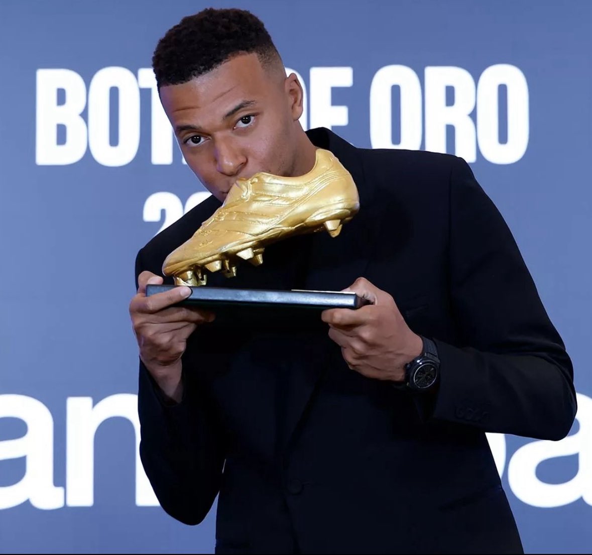 Kylian's tweet image. 2012                                               2025