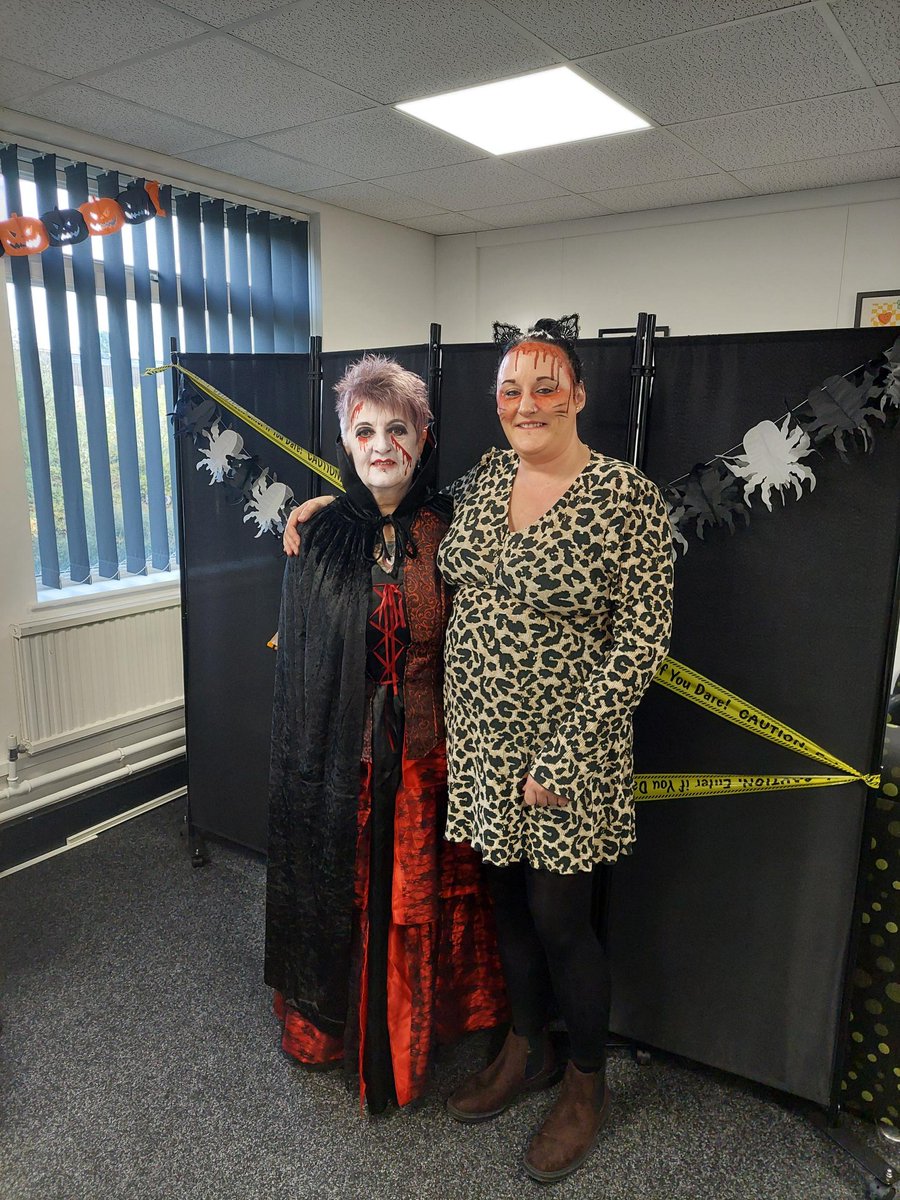 🎃👻 Spooktacular Service from the Vokèra Team! 🧙‍♀️🧛‍♂️ 

From Vampires to werewolves, the Vokèra by Riello team is bringing the Halloween spirit to work today.

📸 Swipe to see our frightfully fantastic team in costume!

#Halloween #Spooky