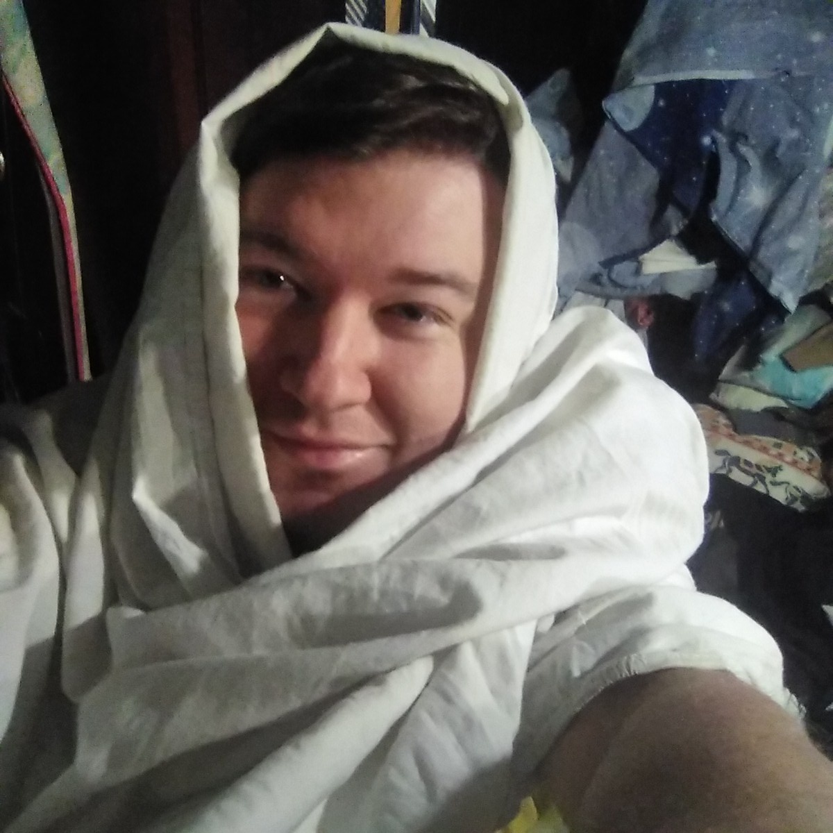 Ciao a tutte e tutti voi buona giornata 💖💖💖🤗🤗🤗👻👻👻👻👻