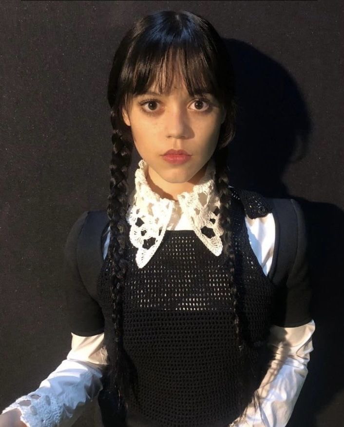 paralysxs's tweet photo. pretty girls love wednesday addams https://t.co/7llZ33jHe1