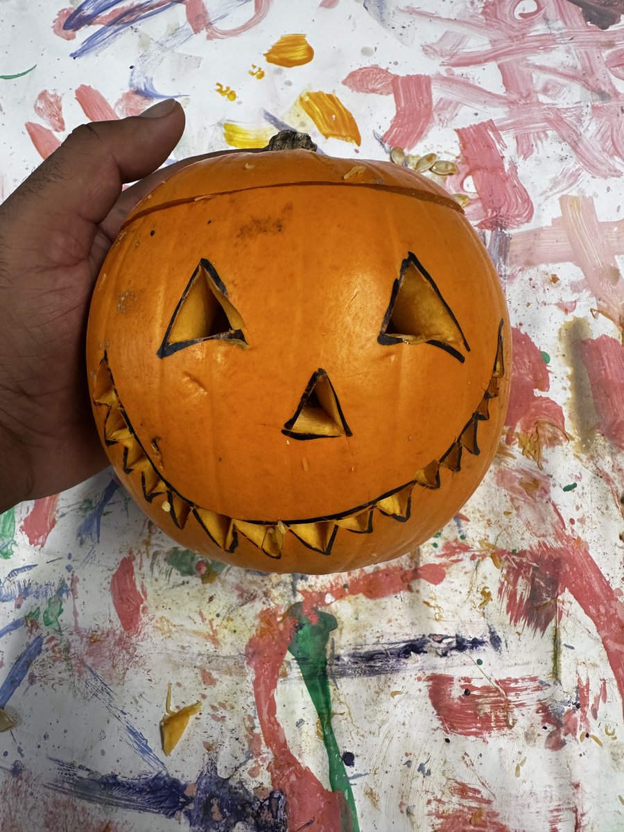 Beauchamp College tweet media