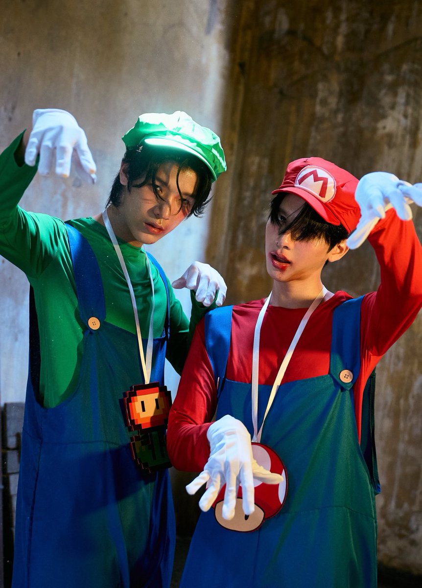 jimohmx's tweet image. Happy Halloween 🕯️🧟‍♂️

 — ୨ৎ #jimmyohm ˊˎ-