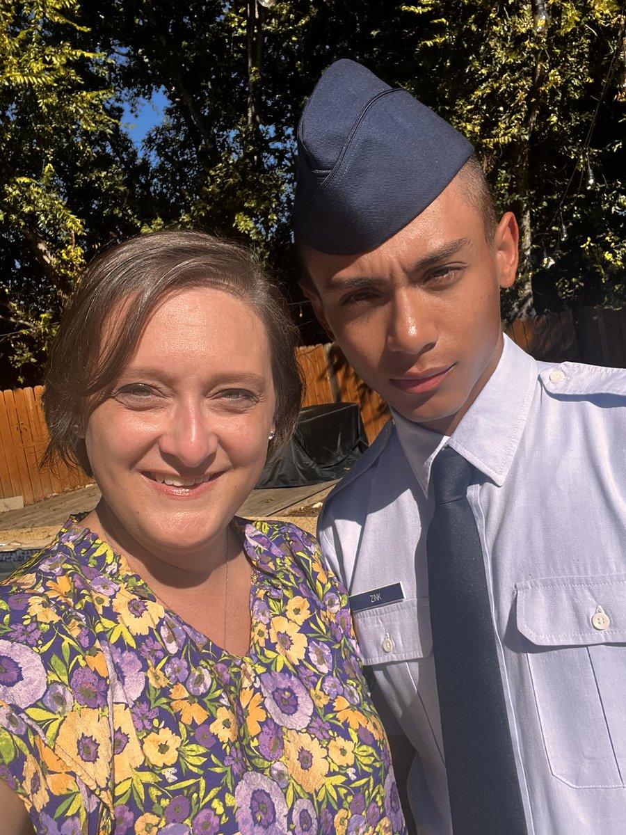 momzecute tweet media