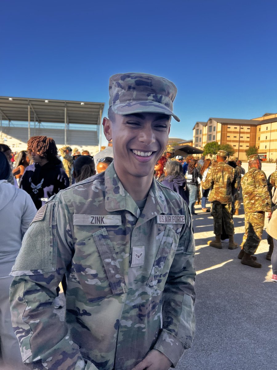 momzecute tweet media