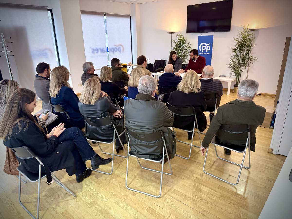 Comité ejecutivo local del @ppmajadahonda correspondiente al mes de octubre de 2025.