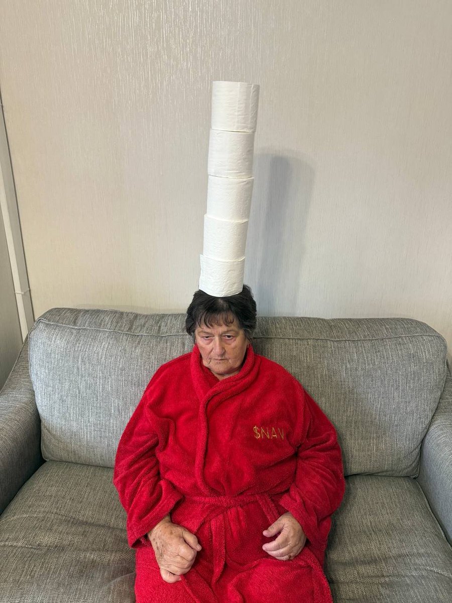 cryptobullying's tweet image. Happy Halloween CT🎃 
Lets get this spooky season started  
Look at my $NAN enjoying it🤗