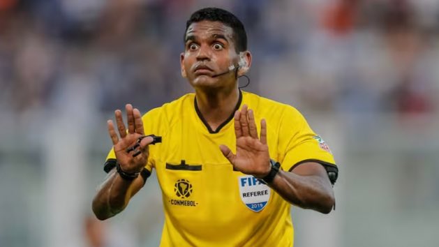 peruandi's tweet photo. - Papá, por qué me llamo Igor Rodrigo Alexis?

Yo: Es una larga historia hijo. https://t.co/hfHXwxkfEv