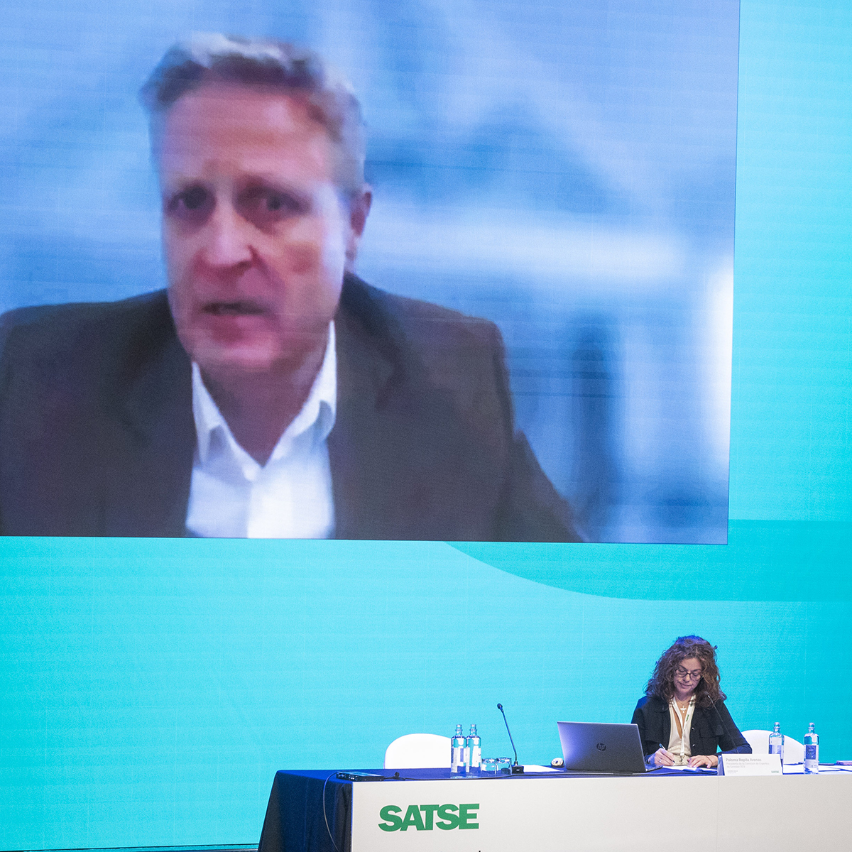 Sindicato_SATSE's tweet photo. ¿Tenemos más derechos para conciliar? ¿Hay una verdadera igualdad de género en el trabajo?
Analizamos en una nueva jornada de #EqualPro con @CESIunions los retos para avanzar en igualdad, conciliación y seguridad laboral
https://t.co/5jyF3PWjtj #Enfermería #Fisioterapia https://t.co/78cklpBp5m