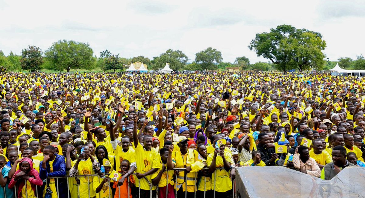 We joined enthusiastic supporters of President <a href="/KagutaMuseveni/">Yoweri K Museveni</a> and the <a href="/NRMOnline/">NRM Party</a> in Kaberamaido to welcome him as he shared his vision for the country's future.

Kaberamaido has many stories of transformation and wealth creation, which is why so many came out in large numbers to