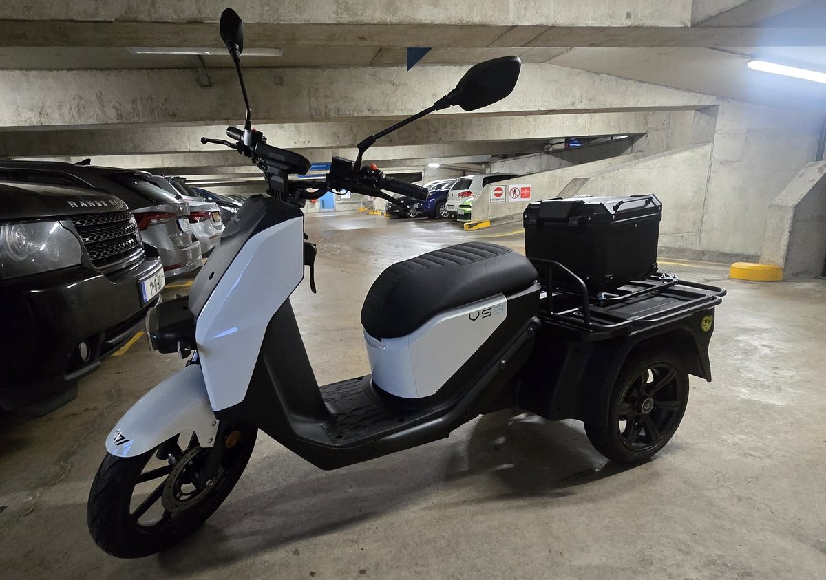 Green-Mopeds.com tweet media