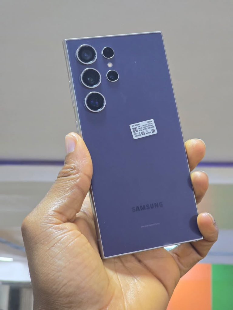 You sabi phone ?

Oya what phone is this 😎