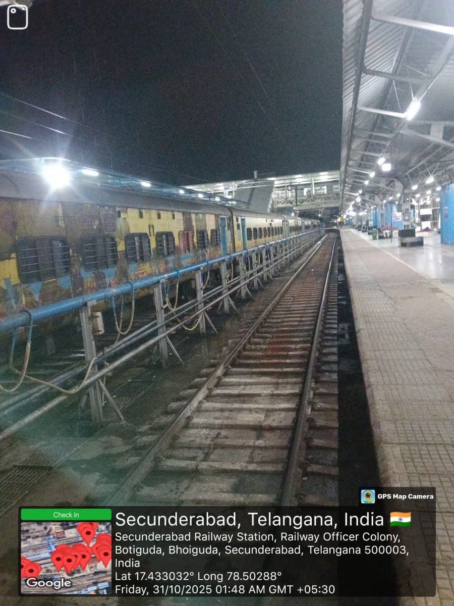 srdenhmsc's tweet photo. Regular cleaning operations are being carried out at Secunderabad Station, ensuring hygiene and safety for passengers.   
#SpecialCampaign5_0 https://t.co/MAY61sd1AD