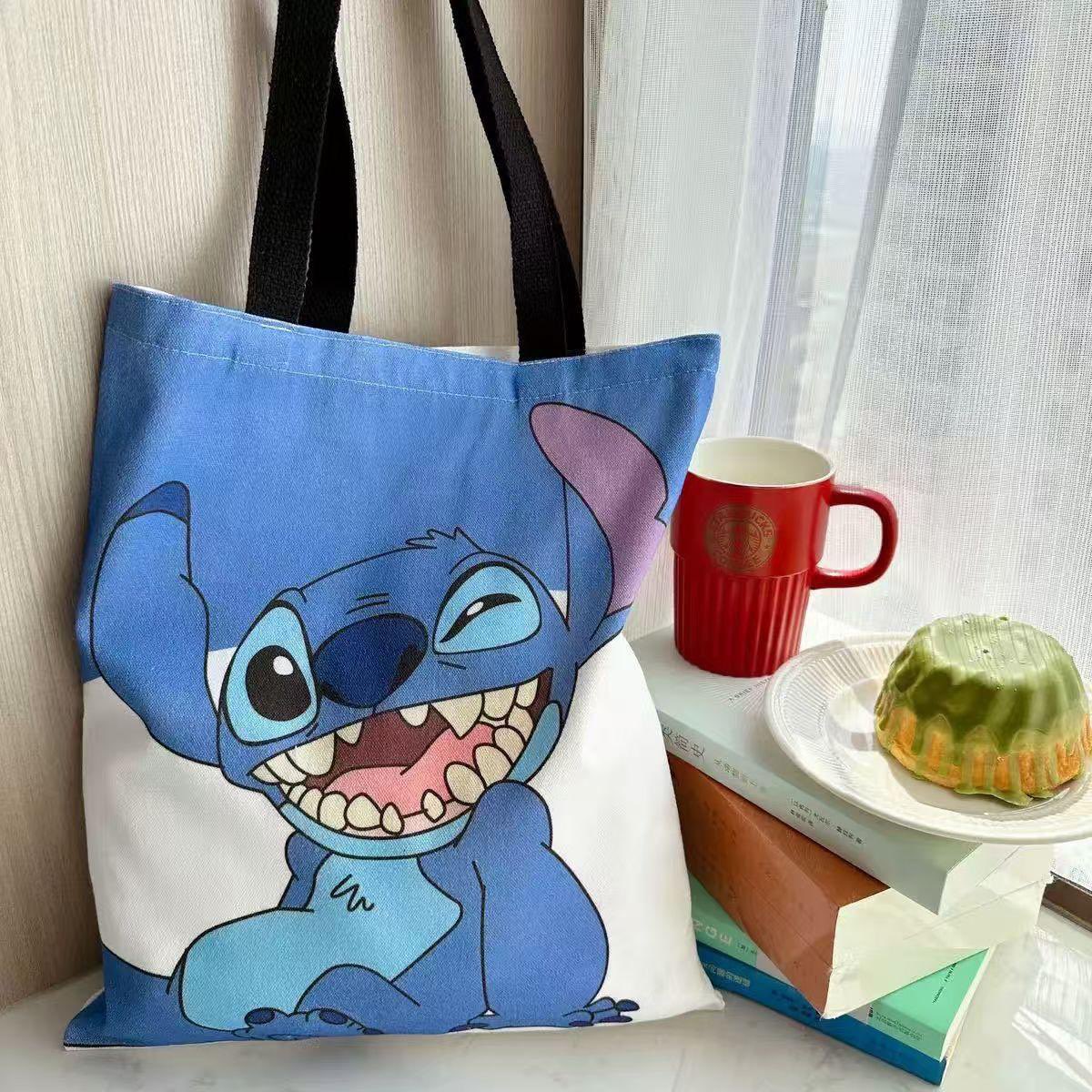 __tucci__'s tweet photo. My Tote girlies, plugging you with the cutest tote bags 🥺🥺 https://t.co/6x0TP879Qt