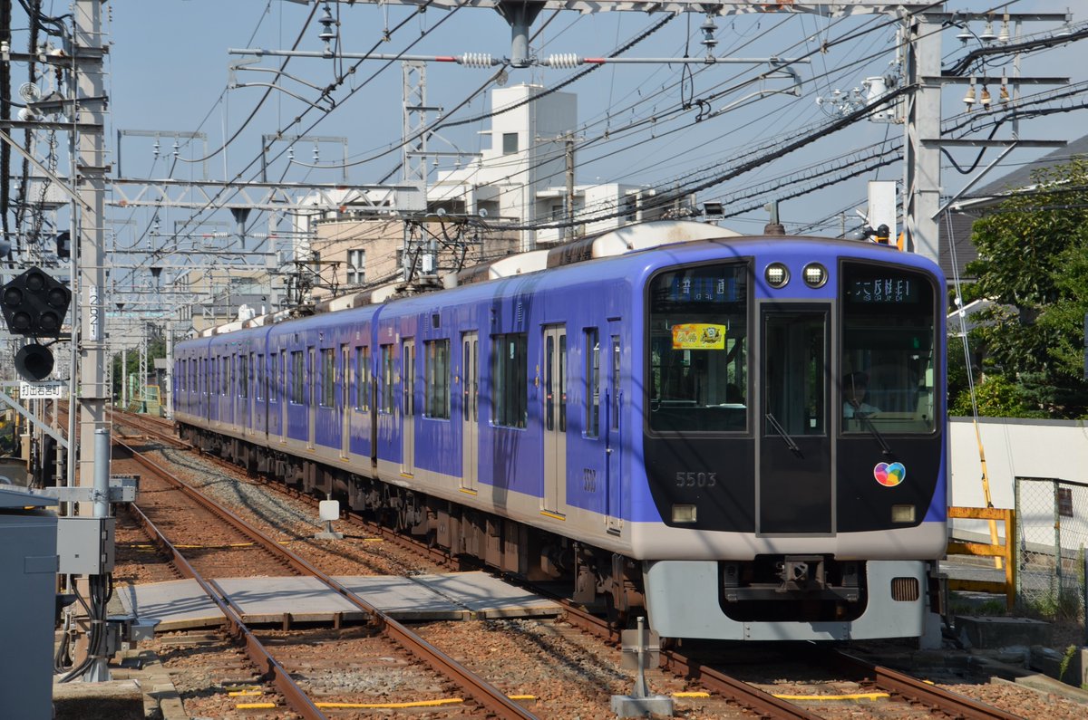 train_21c's tweet image. #阪神5500系30周年 #阪神電車
僕にとって阪神電車への興味の引き金になった電車。この電車も運行開始から30年になるのか。
これからも元気に走りつづけて欲しいですね。