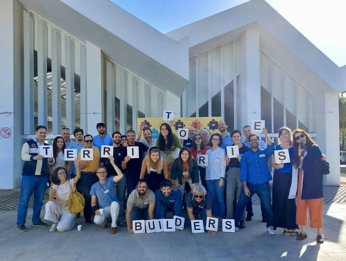 GaboResende's tweet image. Last week&apos;s B-DAYS! Where collaboration met innovation 🚀

An energising day in Seville with colleagues from the Joint Research Centre (JRC). Creative sessions, inspiring exchanges, and lots of positive energy, all in one place!

#ScienceForPolicy #Innovation #TeamSpirit #EU