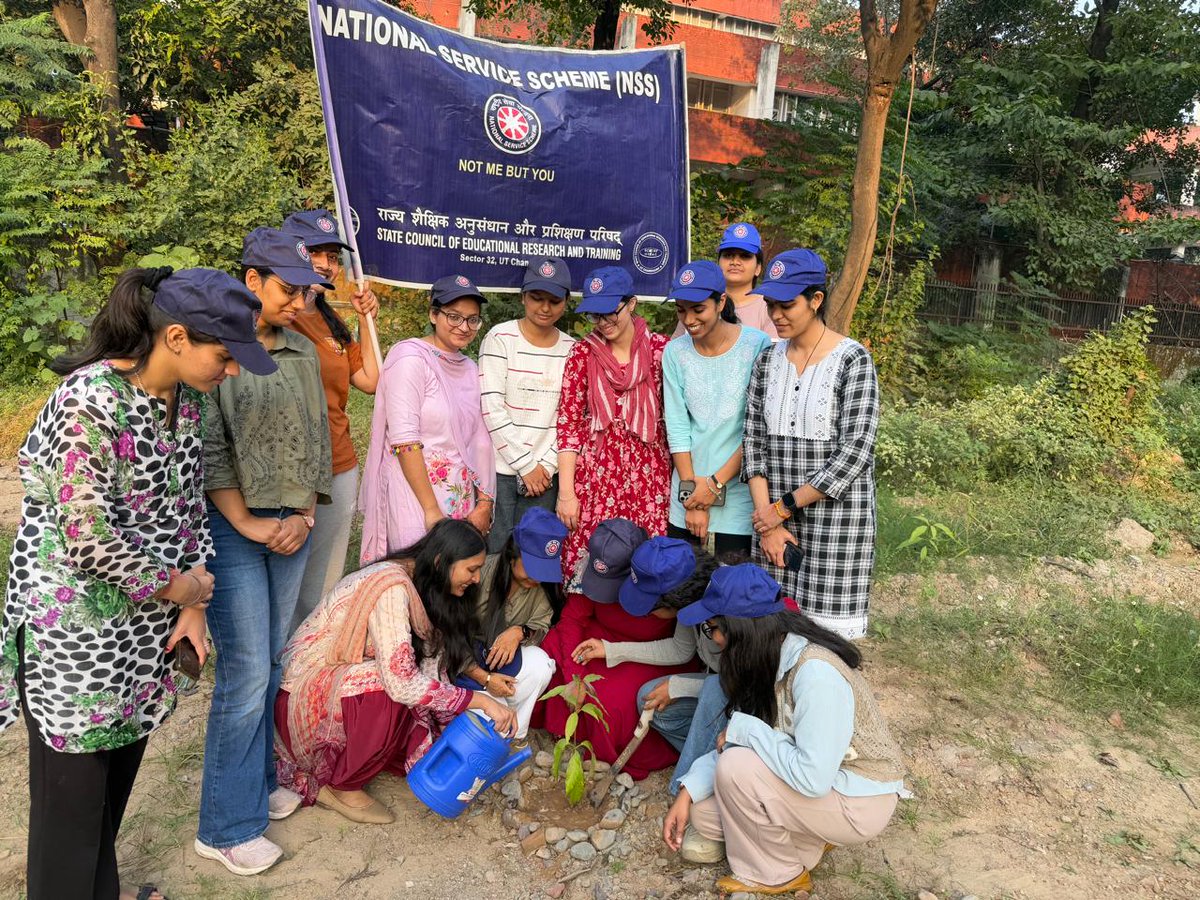 SCERTCHD_32's tweet photo. #SwachhBharat 
#SwachhataHiSeva2025 
#SpecialCampaign5 https://t.co/FPqC2znqBb