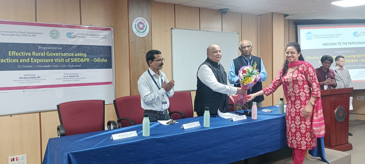 cgg_hyd's tweet photo. CGG is conducting a 4-day #RRGSA programme for 40+ participants from SIRD&amp;PR, Odisha.
Sri Ravi Gupta, IPS (Retd.), EVC &amp; DG, CGG delivered the keynote, highlighting RRGSA’s goals &amp; the need to strengthen rural governance.
https://t.co/KbPwivIXN7 https://t.co/bN4U5uhEP0