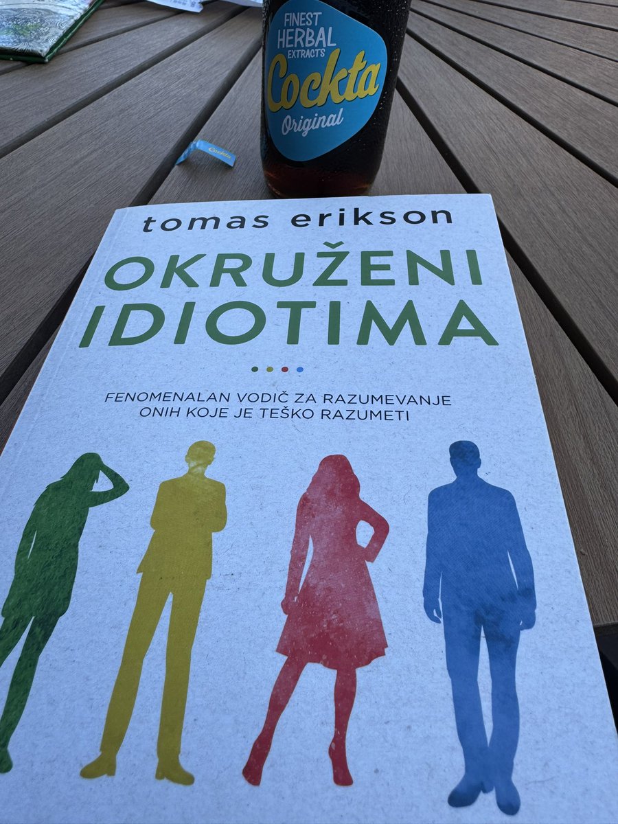 Prigodno stivo za ovaj dan
<a href="/cockta/">Cockta</a> to malo ublazi doduse 🩵